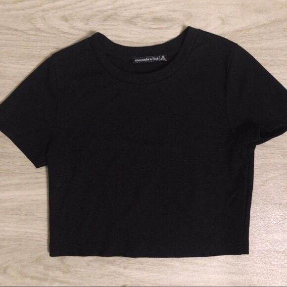 * Abercrombie & Fitch Crop Top - Picture 2 of 2